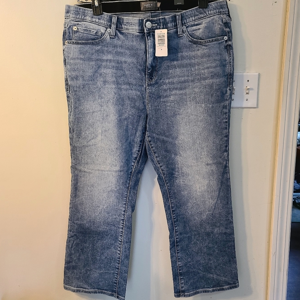 Sz 20 High Rise Torrid Kick Boot Capri